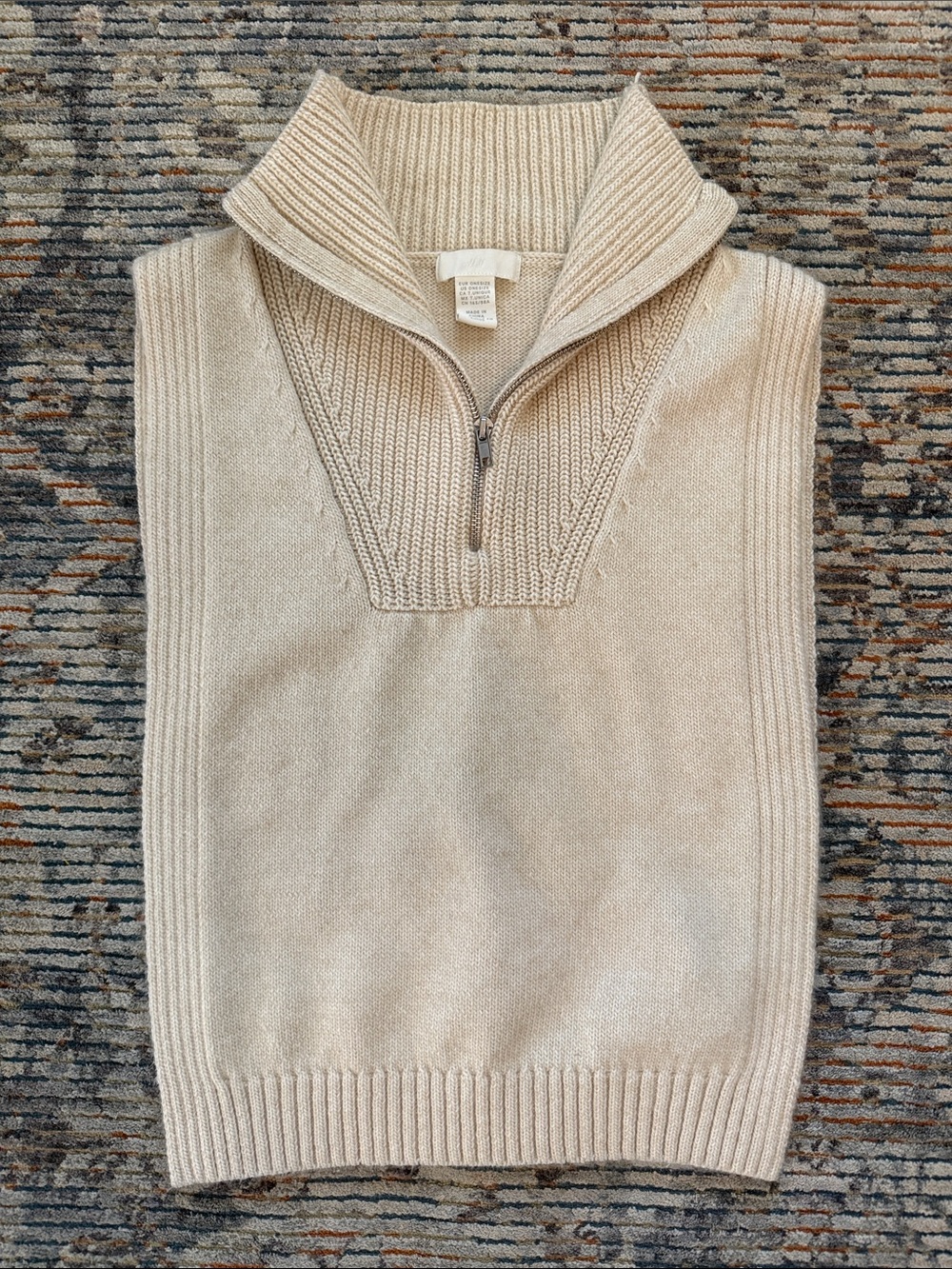 H&M sweater vest